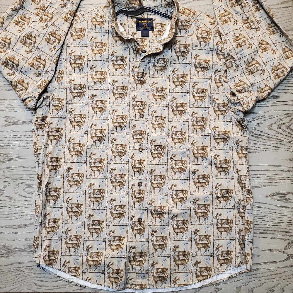 Vintage Woolrich Button Down Deer Patter Size L
